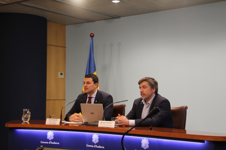 Gallardo i Soler durant la presentació.